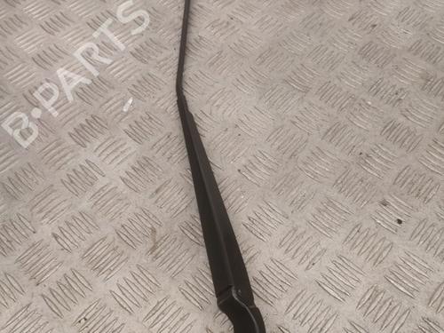 Used Front windshield wiper arm VW POLO (9N_, 9A_) 1.4 TDI (75 hp) 23745847