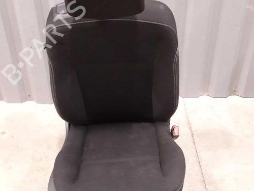 Right front seat RENAULT CLIO III (BR0/1, CR0/1) 1.5 dCi | BP23658853C16 