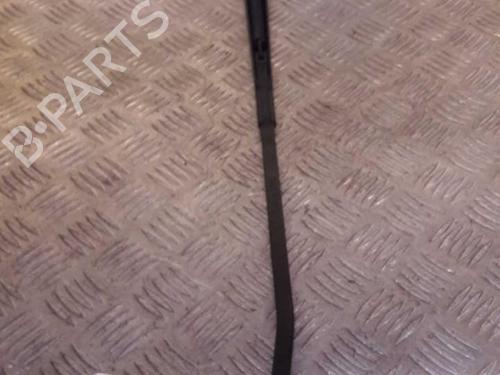 Used Front windshield wiper arm CITROËN C4 Picasso I MPV (UD_) 2.0 HDi 150 (150 hp) 23718123