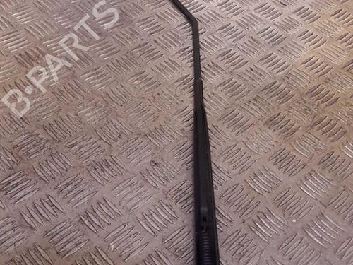 Used Front windshield wiper arm PEUGEOT 1007 (KM_) 1.4 (75 hp) 23723411