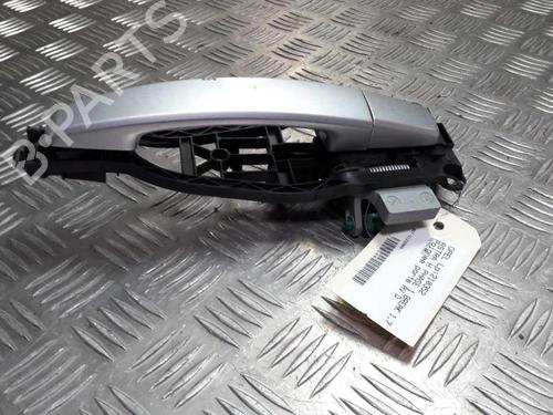 front-right-exterior-door-handle-opel-astra-h-estate-a04-2004-2005-2006-2007-2008-2009-2010-2011-2012-2013-2014-23716567 main image