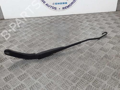 Used Front windshield wiper arm RENAULT MEGANE II Estate (KM0/1_) 1.5 dCi (KM0F, KM0T, KM2B) (82 hp) 23736828
