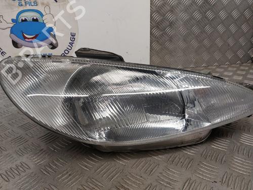 Right headlight PEUGEOT 206 Hatchback (2A/C) 1.4 HDi eco 70 | BP23746549C29 
