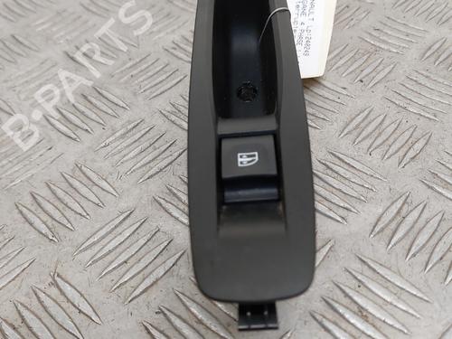 right-rear-window-switch-renault-megane-iv-hatchback-b9amn_-2015-23747275 main image