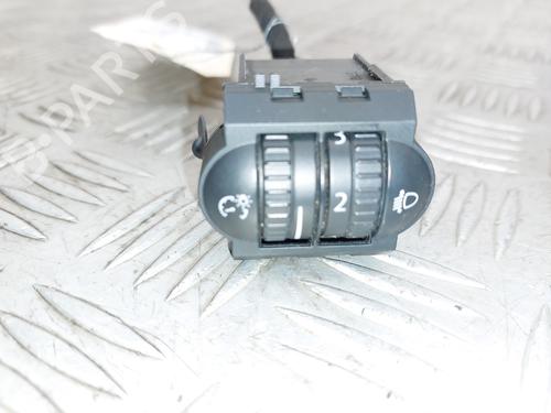 Commande de phare VW GOLF VI (5K1) 2.0 TDI (110 hp) 31625067