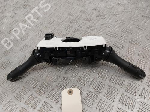 Steering column stalk RENAULT MEGANE IV Hatchback (B9A/M/N_) 1.6 dCi 130 (B9A4) | BP31092517I23