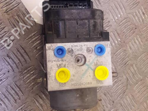 Used ABS pump ABS pump PEUGEOT 306 Hatchback (7A, 7C, N3, N5) 1.9 D (69 hp) 23723608 23723608