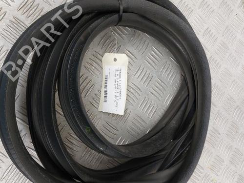 Rubber door seal RENAULT CLIO III (BR0/1, CR0/1) 1.5 dCi (BR17, CR17) | BP23745244C142 