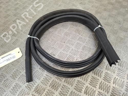 rubber-door-seal-ford-fiesta-vi-cb1-ccn-2008-37601994 main image