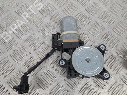 Motor elevalunas trasero izquierdo OPEL ANTARA A (L07) 2.0 CDTI 4x4 (150 hp) 31351776