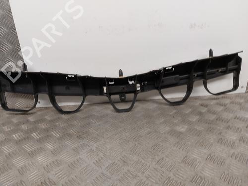 Used Rear bumper bracket Rear bumper bracket 31060365 31060365