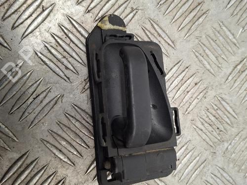 front-right-interior-door-handle-citroen-saxo-s0-s1-1996-1997-1998-1999-2000-2001-2002-2003-2004-37451448 main image