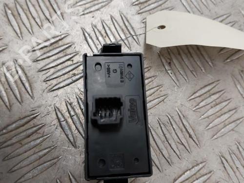 warning-switch-renault-twingo-ii-cn0_-2007-23735724 main image