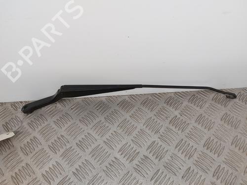 Used Front windshield wiper arm Front windshield wiper arm 30003406 30003406