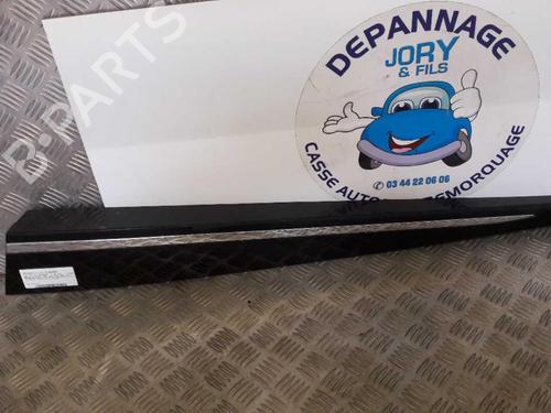 Used Door moulding trim Door moulding trim RENAULT CLIO IV (BH_) 0.9 TCe 90 (BHNF, BHMA, BHMH, BHJK, BHJR) (90 hp) 23734463 23734463