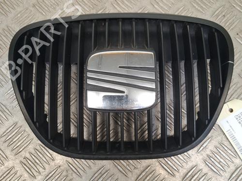 Used Grille SEAT IBIZA III (6L1) 1.9 SDI (64 hp) 27218210