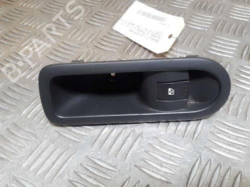 Used Left rear window switch Left rear window switch RENAULT MEGANE II (BM0/1_, CM0/1_) 1.5 dCi (BM1E, CM1E) (106 hp) 23656911 23656911