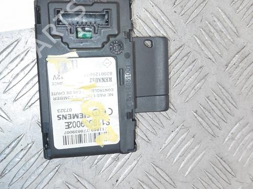 Lecteur Carte RENAULT GRAND SCÉNIC II (JM0/1_) 2.0 dCi (JM1K) (150 hp) 29846393