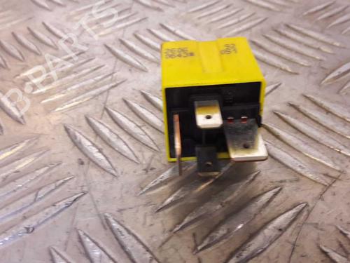 Elektronisk modul PEUGEOT 308 II (LB_, LP_, LW_, LH_, L3_) 1.6 HDi 100 (99 hp) 24853369