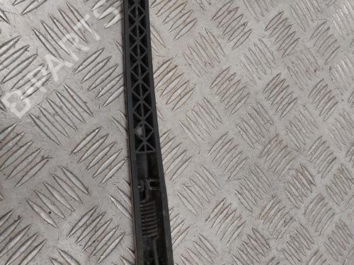 rear-windshield-wiper-arm-renault-megane-scenic-ja01_-1996-1997-1998-1999-2000-2001-23746786 main image