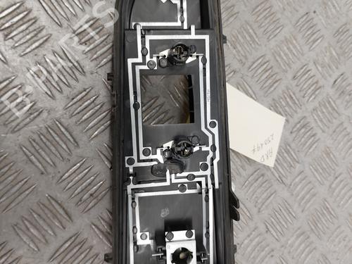 lamp-holder-vw-up-121-122-bl1-bl2-bl3-123-2011-31823396 main image