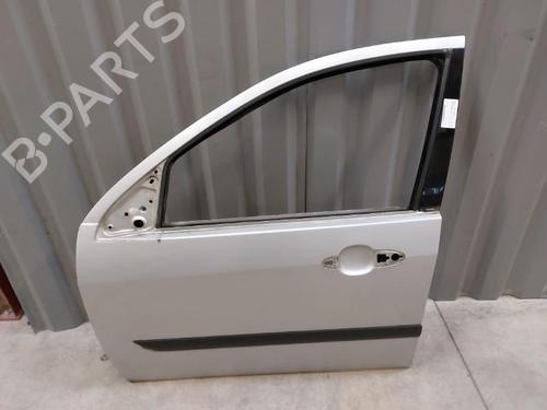 Used Left front door FORD FOCUS I (DAW, DBW) 1.6 16V (100 hp) 23743403