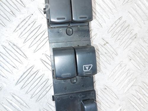 Used Left front window switch NISSAN NOTE (E11, NE11) 1.5 dCi (86 hp) 30458115