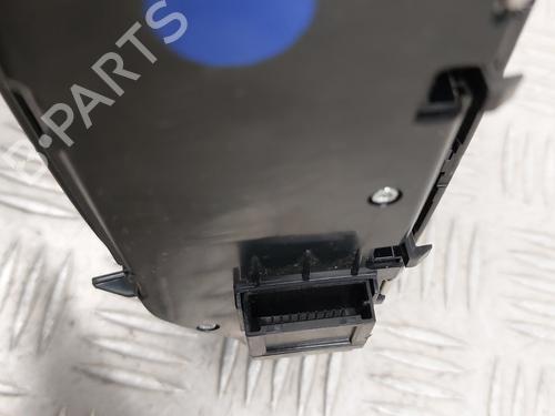 Used Interior roof light Interior roof light BMW 1 (F40) 116 d (116 hp) 23747512 23747512