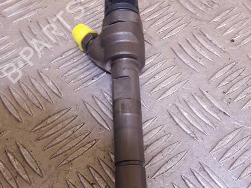 Used Injector BMW 4 Coupe (F32, F82) 430 d xDrive (258 hp) 23724281