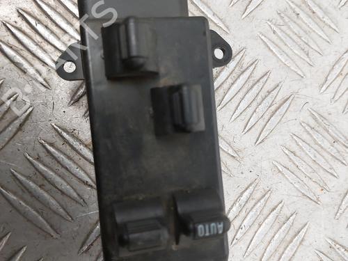 Used Left front window switch Left front window switch CHRYSLER VOYAGER / GRAND VOYAGER III (GS_, NS_) 3.3 i (158 hp) 28053894 28053894