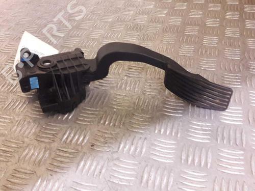 Used Pedal Pedal FIAT GRANDE PUNTO (199_) 1.3 D Multijet (75 hp) 23713875 23713875