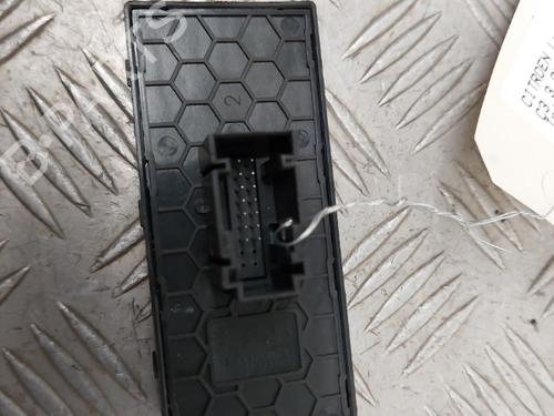 Left front window switch CITROËN C3 III (SX) 1.6 BlueHDi 75 | BP23745651I27  - Image 5