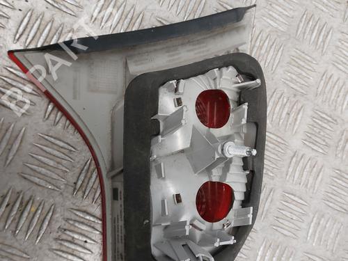 left-tailgate-light-audi-a4-b7-avant-8ed-2004-2005-2006-2007-2008-33687486 main image