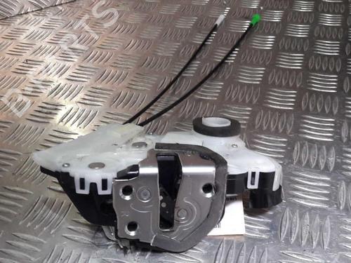 front-right-lock-toyota-yaris-_p9_-2005-2006-2007-2008-2009-2010-2011-2012-2013-2014-23715990 main image