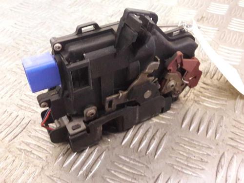 Used Front right lock AUDI A3 (8P1) 1.9 TDI (105 hp) 24852362