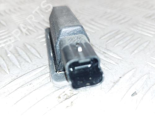 Used Licence plate light Licence plate light CITROËN C3 III (SX) 1.6 BlueHDi 75 (75 hp) 28335611 28335611