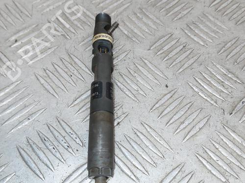 Used Injector RENAULT KANGOO Express (FC0/1_) 1.5 dCi (FC07, FC1R) (65 hp) 30174640