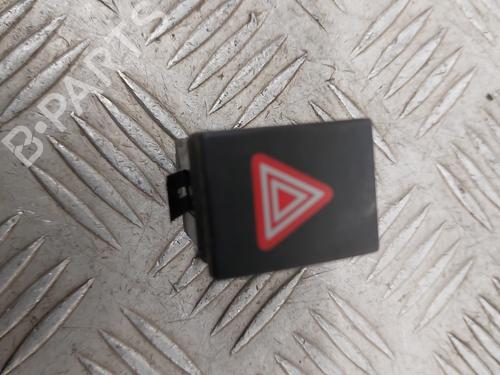 Used Warning switch VW POLO (9N_, 9A_) 1.4 TDI (70 hp) 23747906