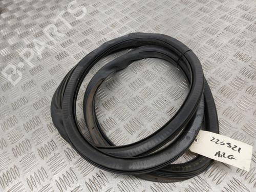 rubber-door-seal-seat-ibiza-iv-6j5-6p1-2008-2009-2010-2011-2012-2013-2014-2015-2016-2017-23737138 main image
