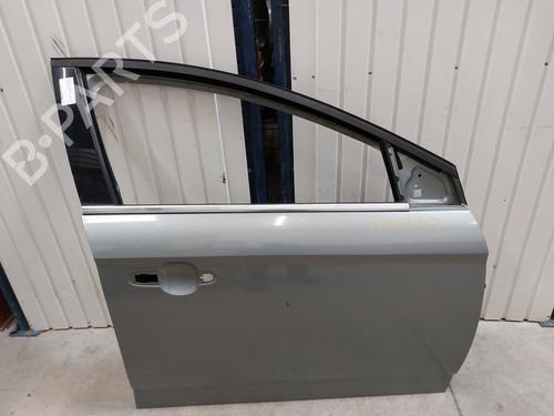 Used Right front door FORD MONDEO IV Turnier (BA7) 2.0 TDCi (140 hp) 23736218