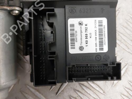 Right front window motor VW TOURAN (1T1, 1T2) 1.9 TDI | BP23744798E20 