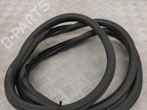 Used Rubber door seal PEUGEOT 2008 I (CU_) 1.2 VTi (82 hp) 23748616