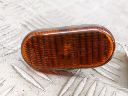 Used Right front indicator RENAULT CLIO II (BB_, CB_) 1.5 dCi (B/CB07) (65 hp) 31018488
