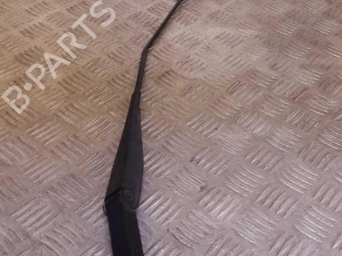 Used Front windshield wiper arm FORD FIESTA VI (CB1, CCN) 1.0 EcoBoost (100 hp) 23733758