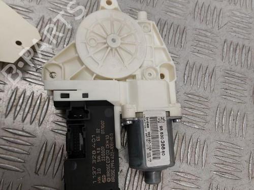 Left front window motor PEUGEOT 407 (6D_) 2.0 HDi 135 (6DRHRH, 6DRHRE, 6DRHRG, 6DRHRJ) | BP23738313E21 