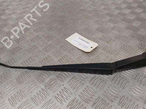 Used Front windshield wiper arm NISSAN NAVARA NP300 (D40) 2.5 dCi 4WD (171 hp) 23743621