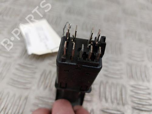 Used Warning switch Warning switch RENAULT SUPER 5 (B/C40_) 1.2 (B/C40F) (55 hp) 23744590 23744590