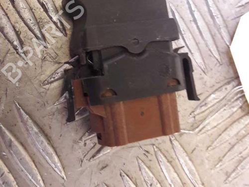 Used Right front window switch Right front window switch RENAULT TRAFIC II Van (FL) 1.9 dCi 100 (FL0C, FL0K, FL0B) (101 hp) 23724597 23724597