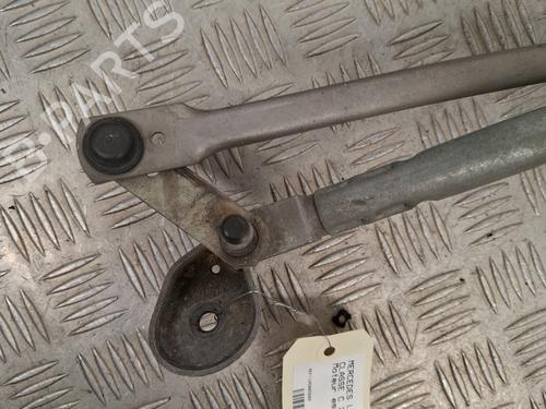 Front wiper motor MERCEDES-BENZ C-CLASS (W204) C 220 CDI (204.002) | BP25834452M29 