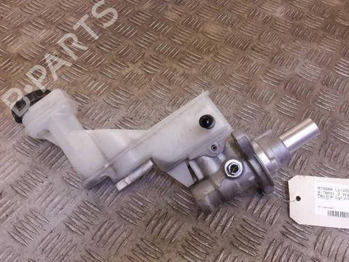 Used Brake master cylinder NISSAN X-TRAIL II (T31) 2.0 dCi 4x4 (150 hp) 23725079